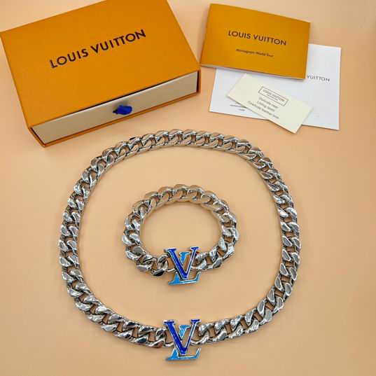 LV Suits 11lyh105 (9)