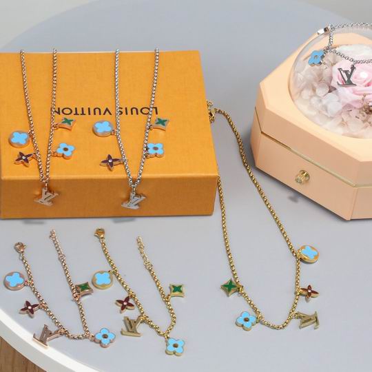 LV Suits 11lyh106 (2)