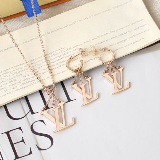 LV Suits 11lyh107 (1)