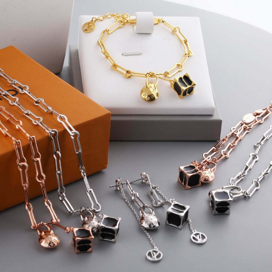 LV Suits 11lyh115 (1)