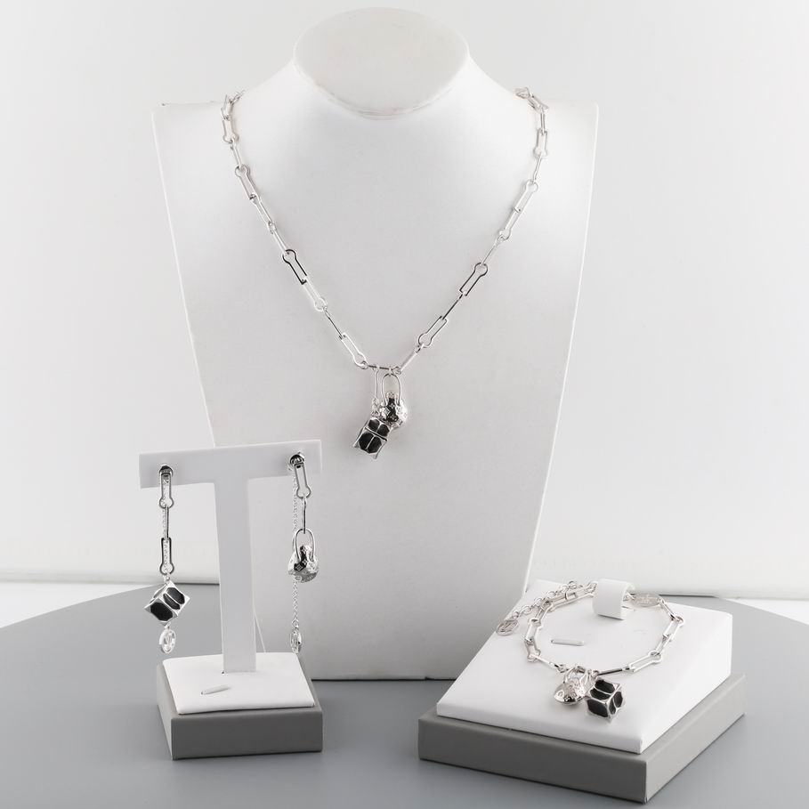 LV Suits 11lyh115 (8)