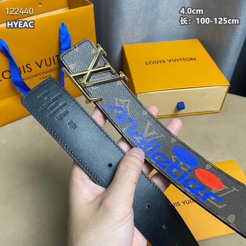 LV belt 40mmX100-125cm 8L (1991)