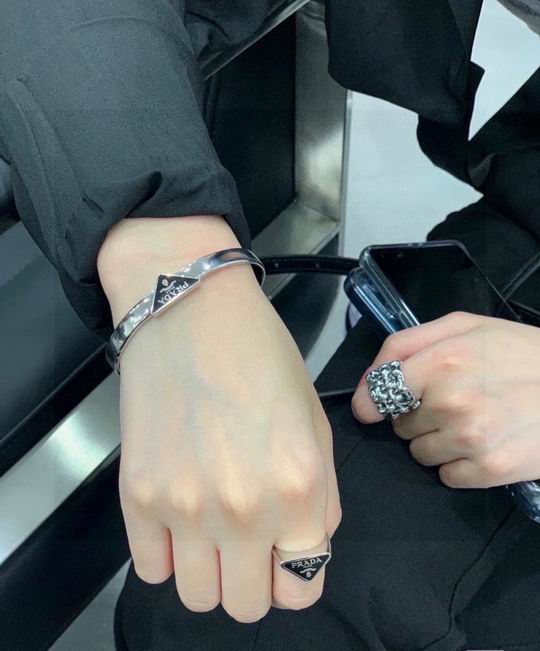 Prada bracelet 11lyh34 (8)