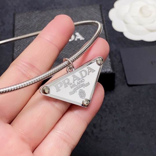 Prada necklace 11lyh38 (7)