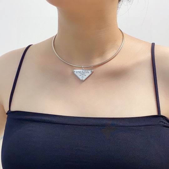 Prada necklace 11lyh38 (9)