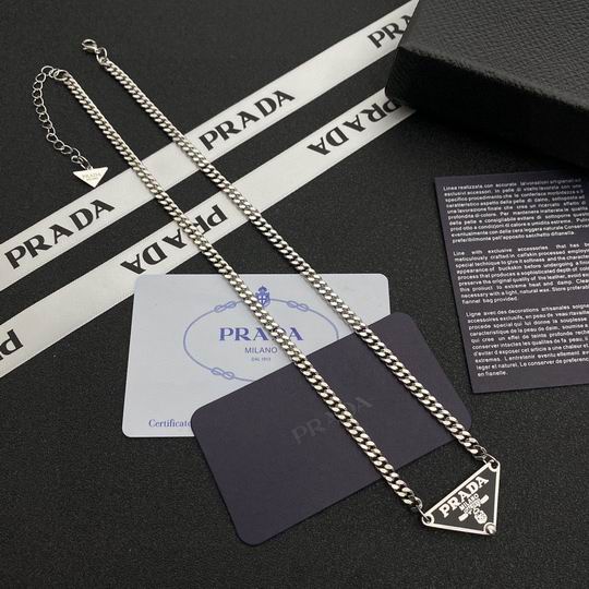 Prada necklace 11lyh39 (5)