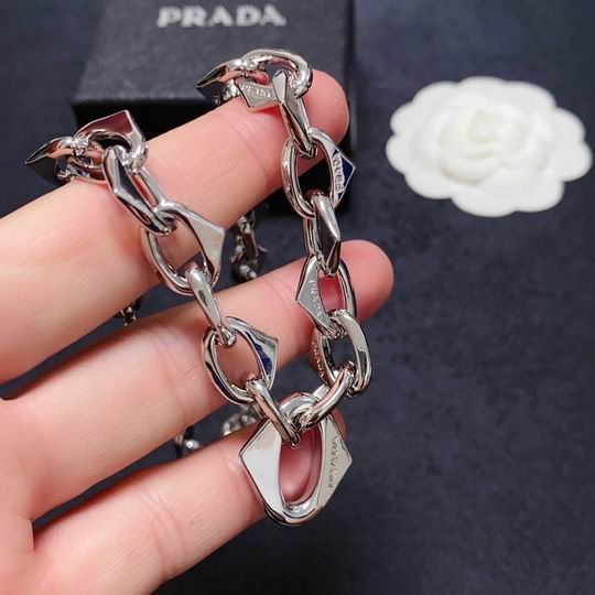 Prada necklace 11lyh40 (4)