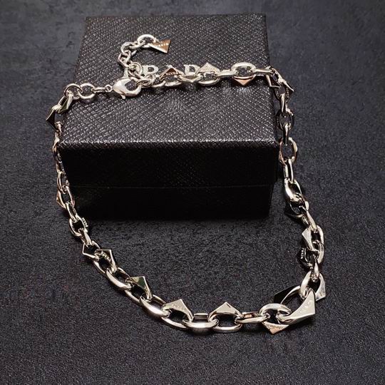 Prada necklace 11lyh40 (8)
