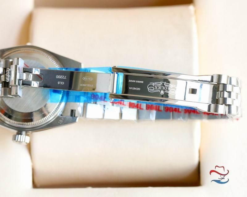 Rolex 31X11mm 53-Date Just (2)