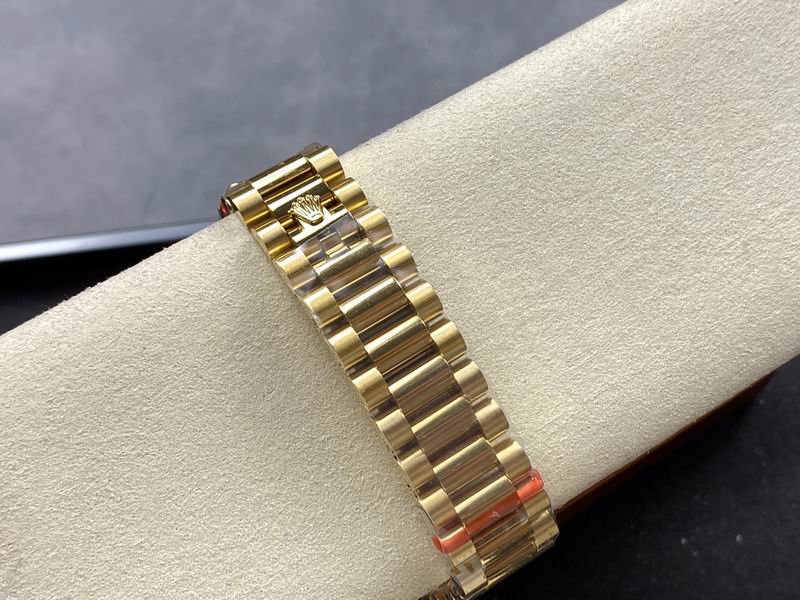 Rolex 36mm 02-Day Date (161)