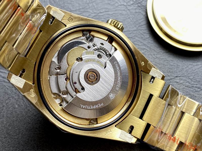 Rolex 36mm 02-Day Date (171)