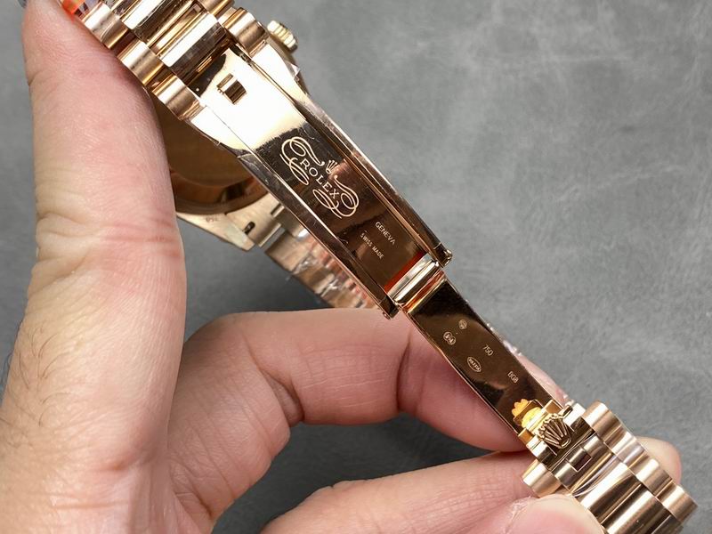 Rolex 36mm 02-Day Date (175)