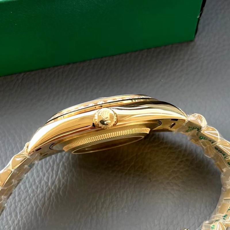 Rolex 41mm 146-Day Date (2)