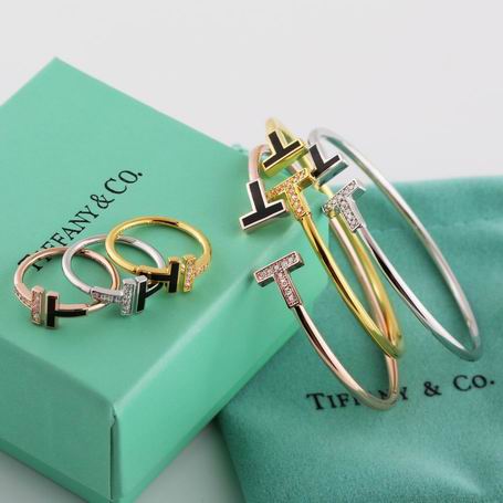 Tiffany suits 11lyh19 (3)