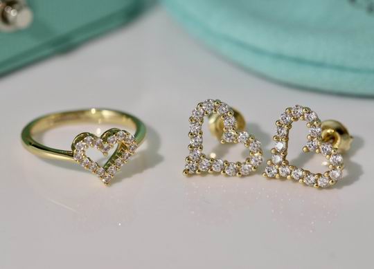 Tiffany suits 11lyh21 (1)