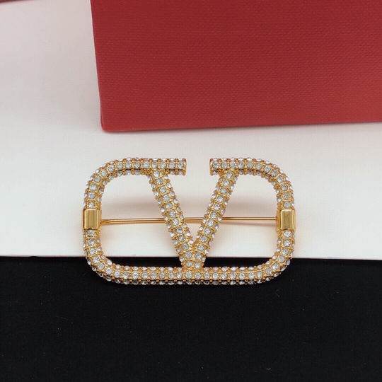 Valentino brooch 11lyh12 (3)