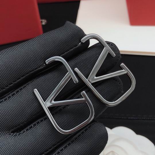 Valentino earring 11lyh46 (3)