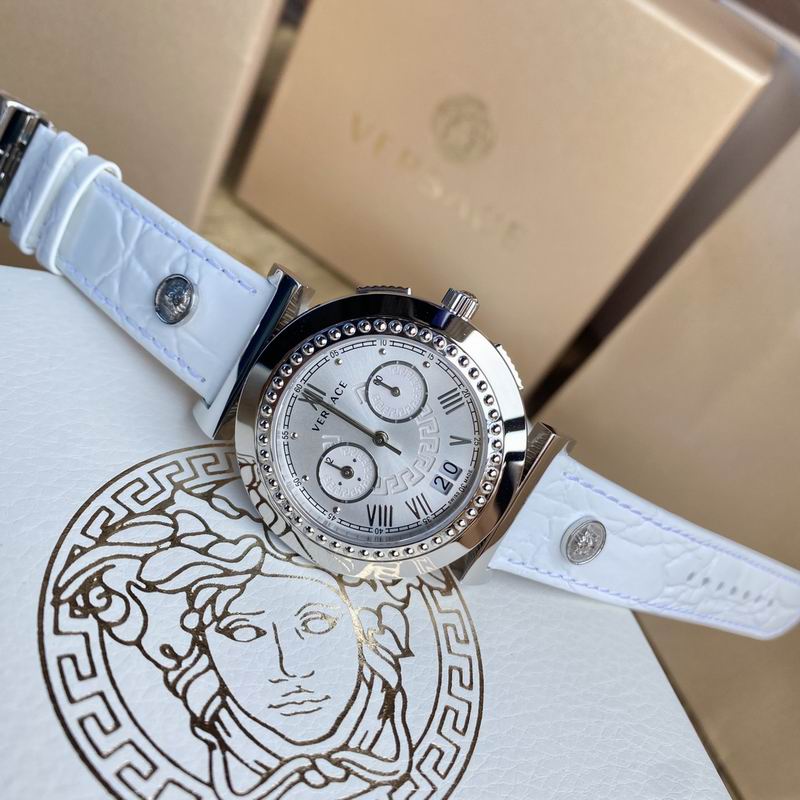 Versace 40mm 18 (32)