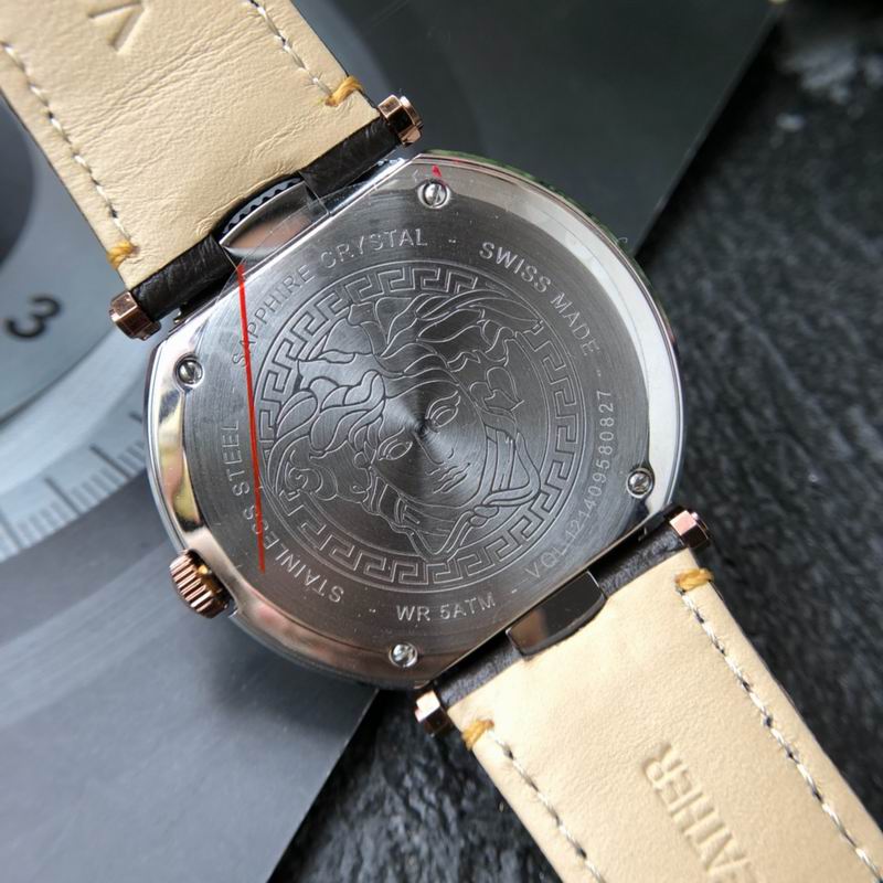 Versace 44mm 28 (3)