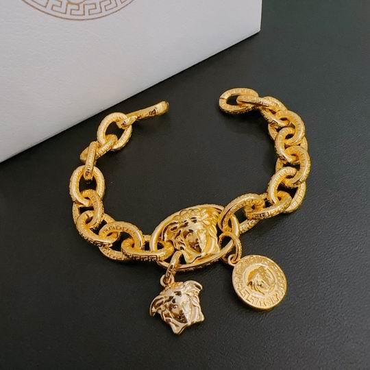 Versace bracelet 11lyh116 (1)