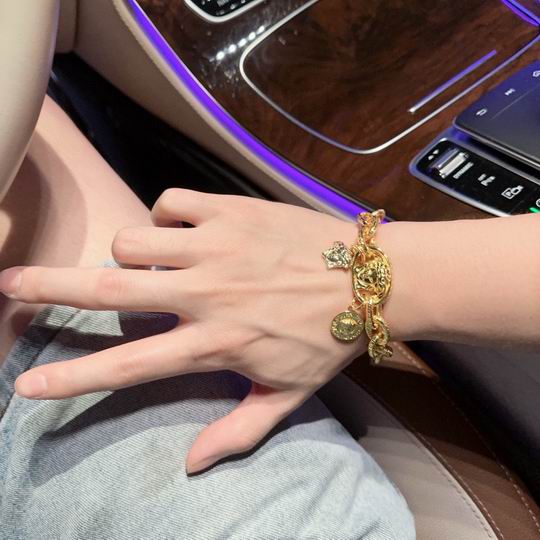 Versace bracelet 11lyh116 (5)