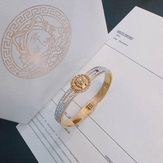 Versace bracelet 11lyh130 (4)