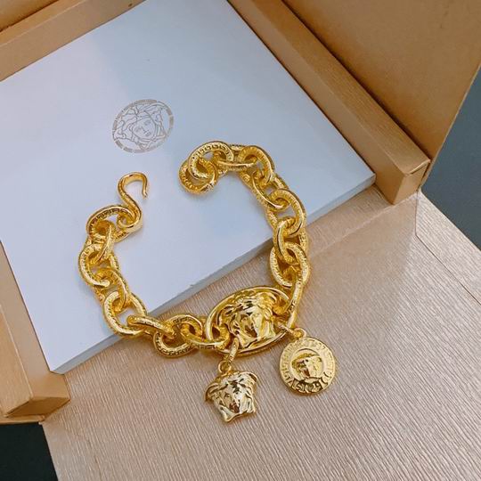 Versace bracelet 11lyh132 (4)