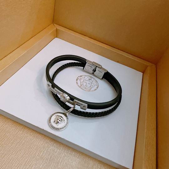 Versace bracelet 11lyh136 (1)