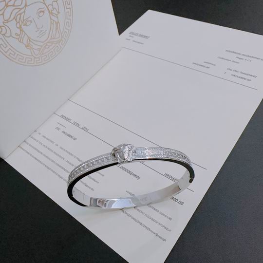 Versace bracelet 11lyh139 (1)