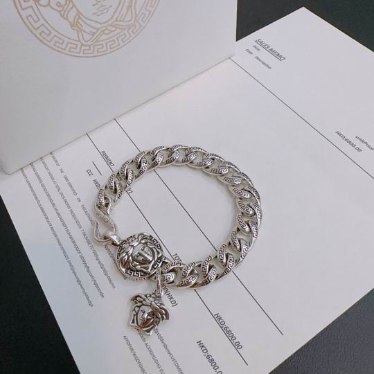 Versace bracelet 11lyh142 (1)