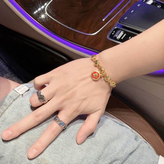 Versace bracelet 11lyh195 (5)