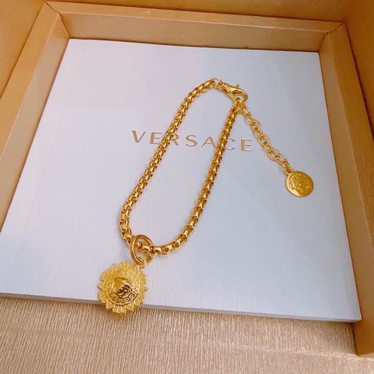 Versace bracelet 11lyh197 (2)