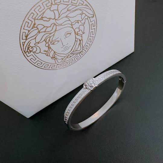 Versace bracelet 11lyh210 (4)