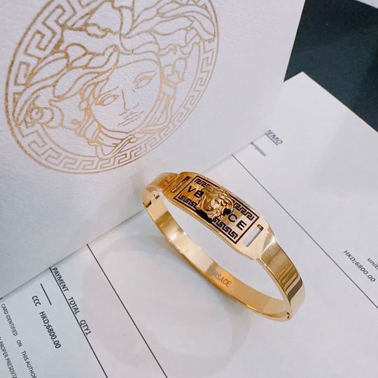 Versace bracelet 11lyh242 (3)