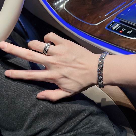 Versace bracelet 11lyh247 (4)