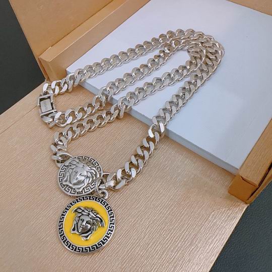 Versace necklace 11lyh40 (1)