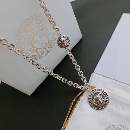 Versace necklace 11lyh72 (4)