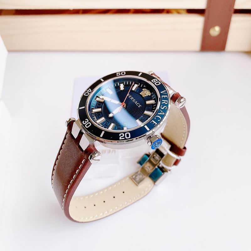 Versace watch 25 (11)