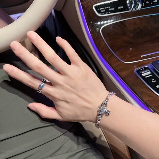 Vivienne Westwood bracelet 11lyh04 (5)