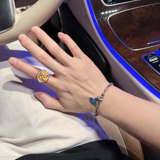 Vivienne Westwood bracelet 11lyh05 (5)