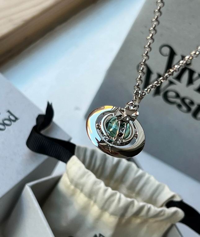 Vivienne Westwood necklace 11lyh04 (1)