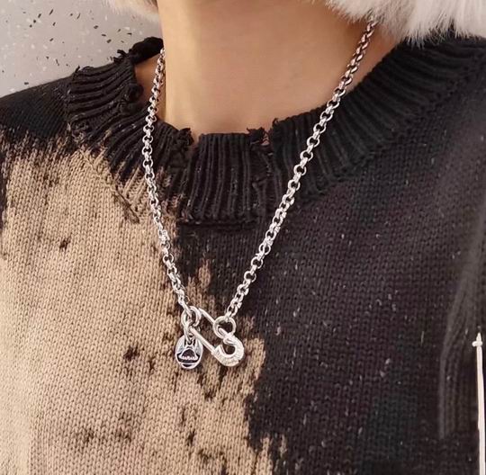 Vivienne Westwood necklace 11lyh05 (8)