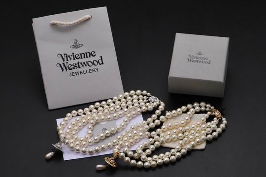 Vivienne Westwood necklace 11lyh09 (1)