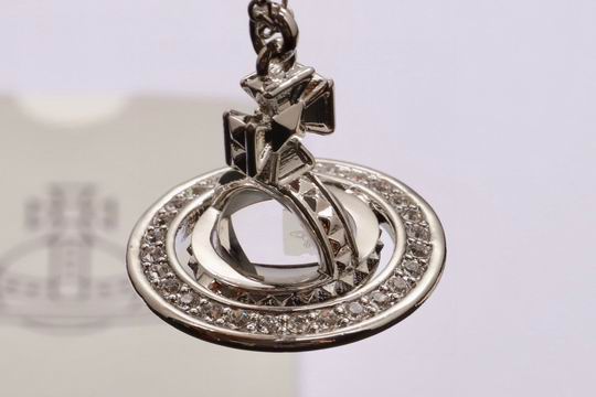 Vivienne Westwood necklace 11lyh10 (3)