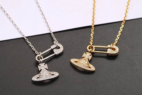 Vivienne Westwood necklace 11lyh12 (1)