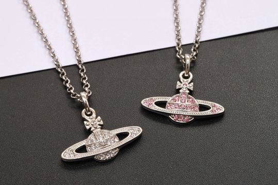 Vivienne Westwood necklace 11lyh13 (1)