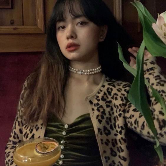 Vivienne Westwood necklace 11lyh21 (7)