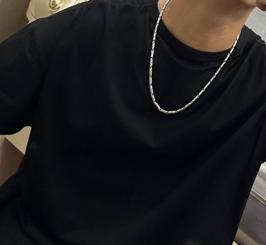 Vivienne Westwood necklace 11lyh35 (3)