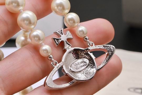 Vivienne Westwood necklace 11lyh41 (2)
