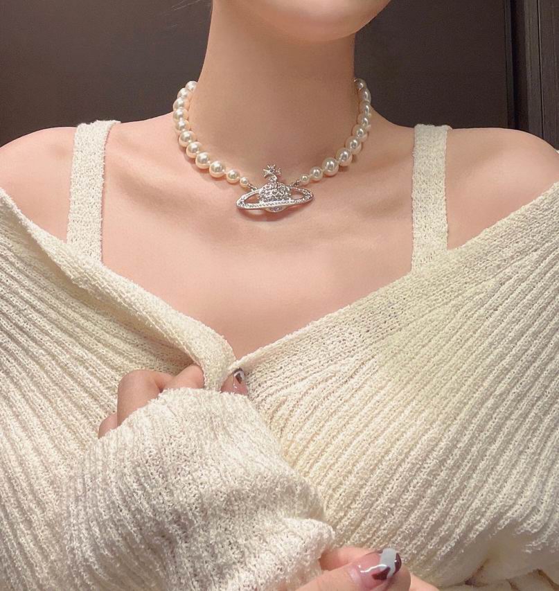 Vivienne Westwood necklace 11lyh41 (8)